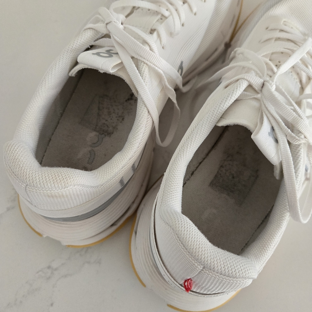 On Cloudnova Form 2 White Ivory Casual Athletic Running Shoes Size 8.5 Men/10 W - Picture 4 of 10